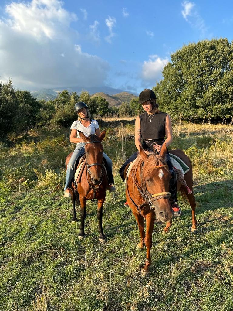 Escursione a cavallo nel Parco dell'Etna - 1h